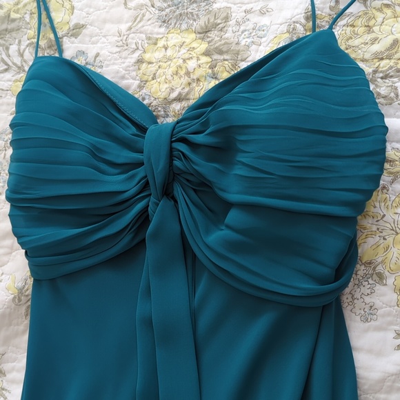 Spaghetti strap handkerchief bottom midi length dress - Picture 4 of 5